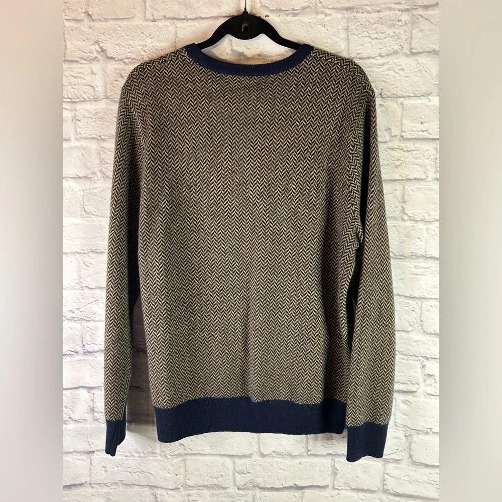 J. Crew Men's 100% Cashmere Navy and Tan Crewneck Sweater